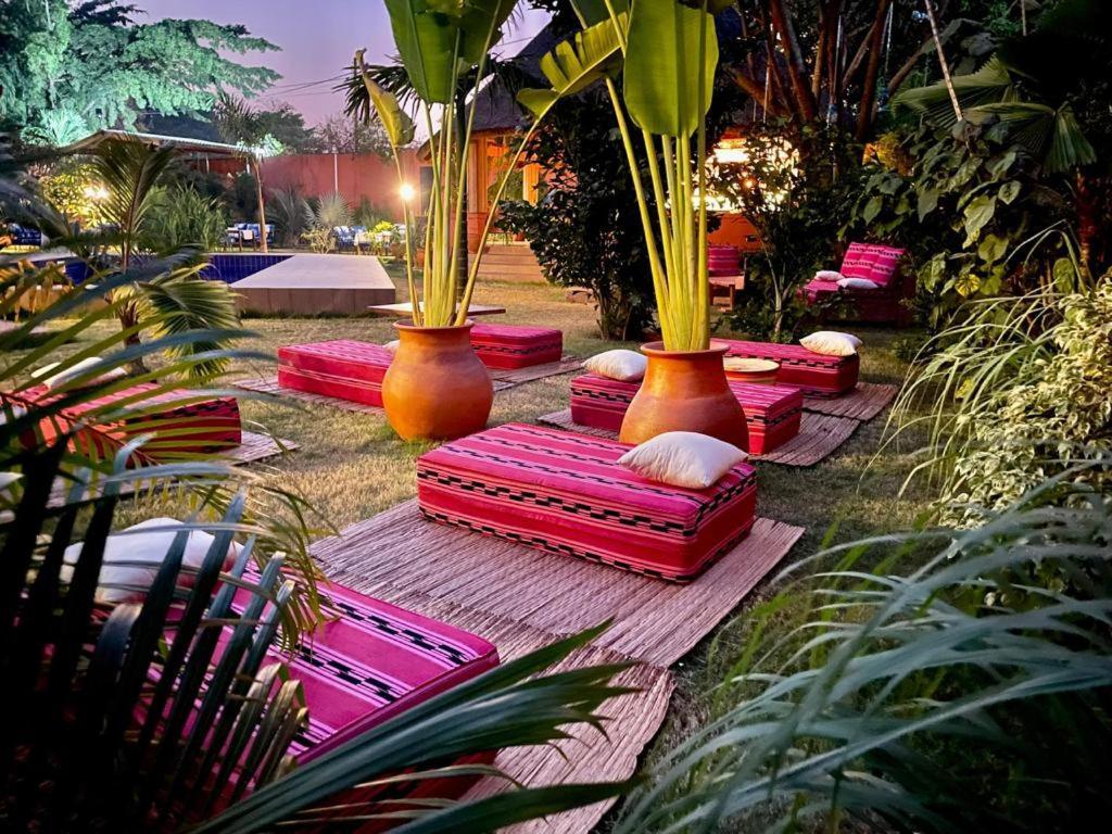 Hotel Le Kentia Lomé Esterno foto